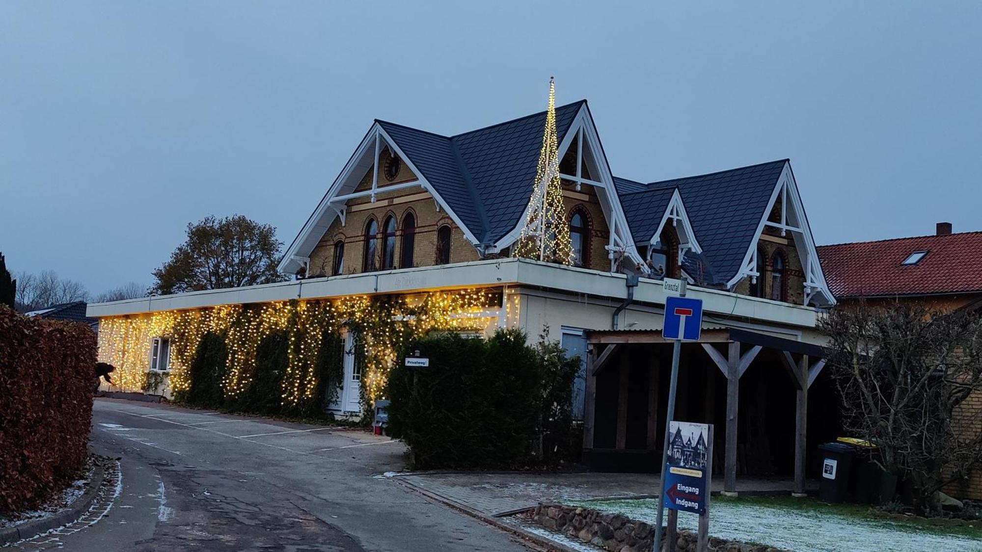 Akzent Hotel Alte Direktionsvilla Kupfermuehle Харрисле Экстерьер фото