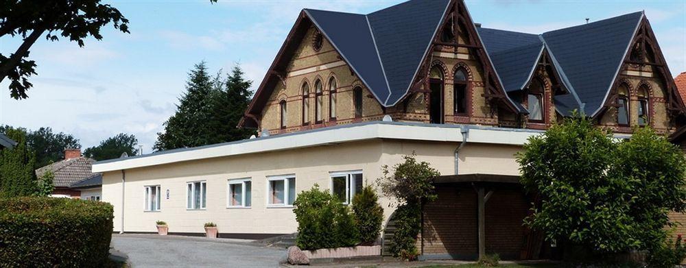 Akzent Hotel Alte Direktionsvilla Kupfermuehle Харрисле Экстерьер фото